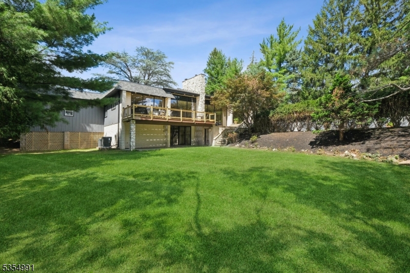 South Orange Village Twp., New Jersey, 07079, United States, 5 Bedrooms Bedrooms, ,4 BathroomsBathrooms,Residential,For Sale,1940447