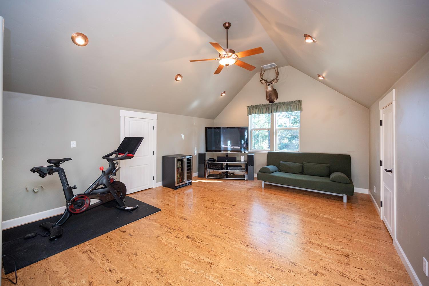Placerville, California, 95667, United States, 3 Bedrooms Bedrooms, ,3 BathroomsBathrooms,Residential,For Sale,1937817