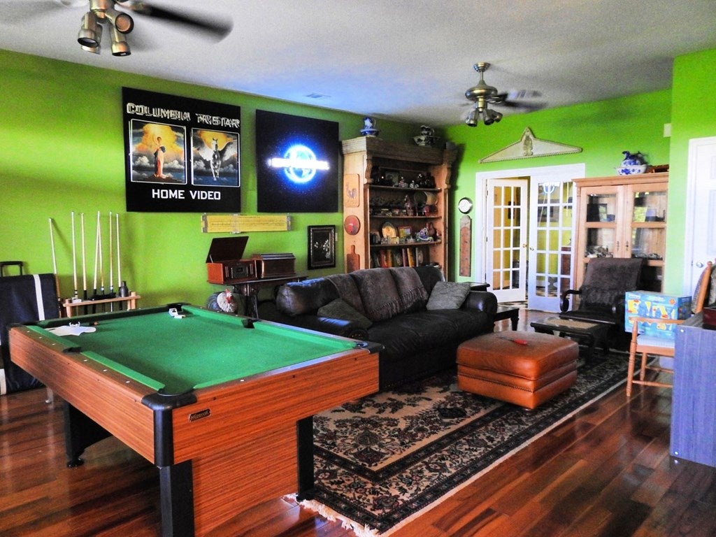 Blue Ridge, Georgia, 30513, United States, 5 Bedrooms Bedrooms, ,5 BathroomsBathrooms,Residential,For Sale,1859095