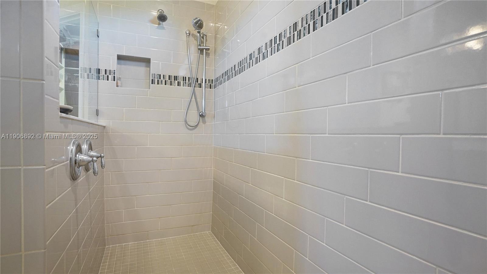 Lake Worth, Florida, 33467, United States, 4 Bedrooms Bedrooms, ,3 BathroomsBathrooms,Residential,For Sale,1990306