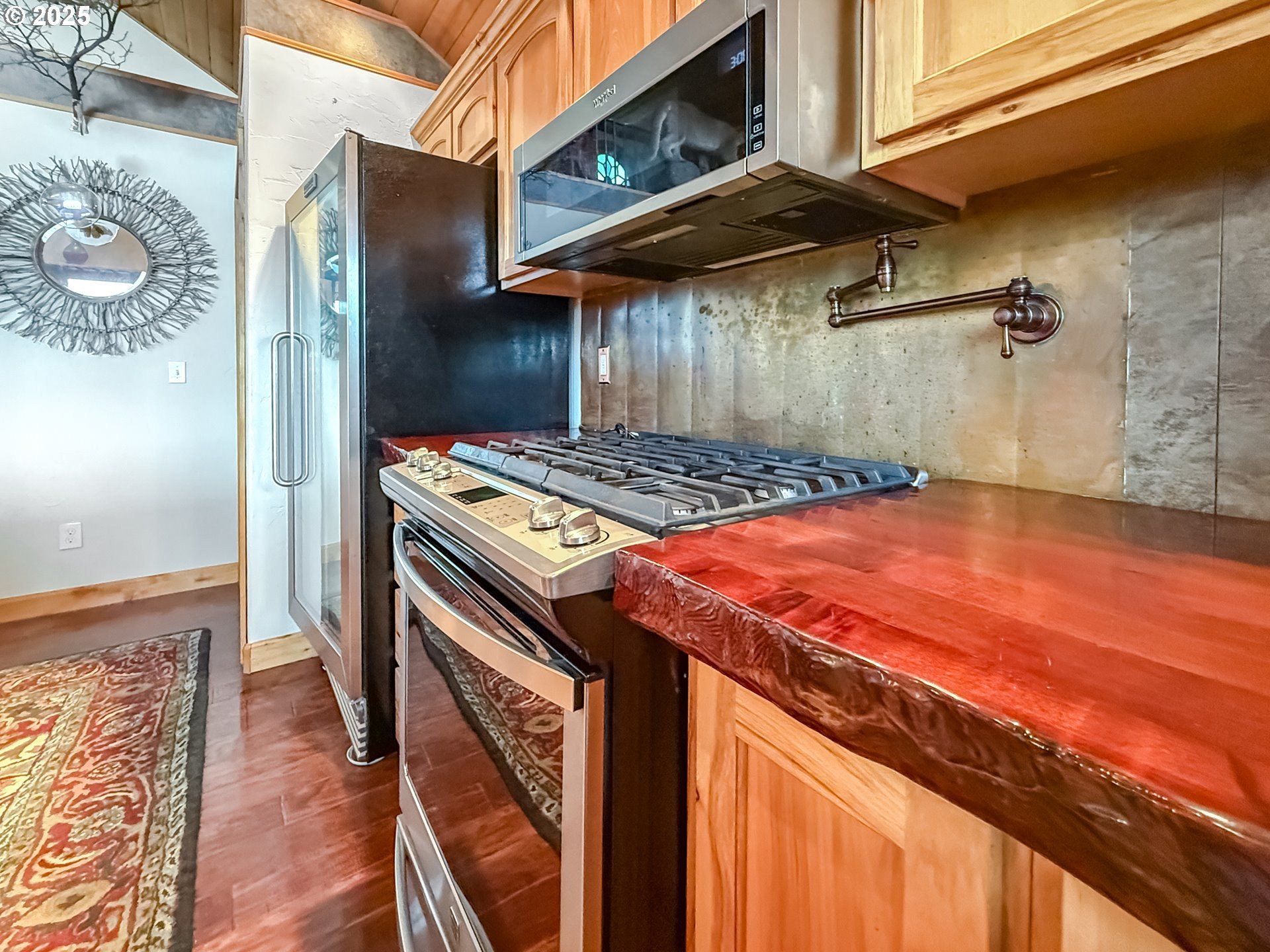 Brookings, Oregon, 97415, United States, 2 Bedrooms Bedrooms, ,1 BathroomBathrooms,Residential,For Sale,1975995