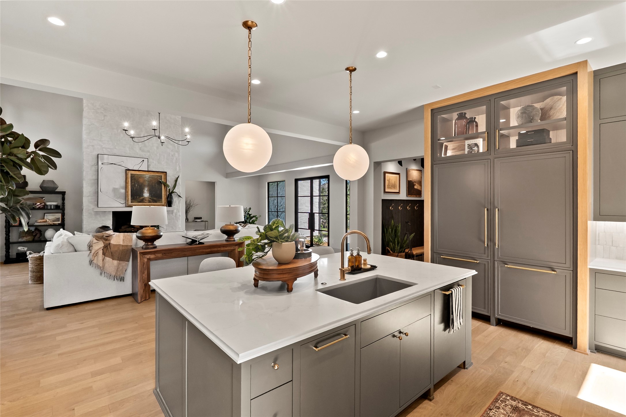 Bryan, Texas, 77807, United States, 3 Bedrooms Bedrooms, ,4 BathroomsBathrooms,Residential,For Sale,1986522