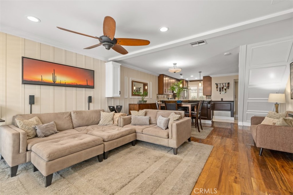 Irvine, California, 92620, United States, 1 Bedroom Bedrooms, ,2 BathroomsBathrooms,Residential,For Sale,1906882