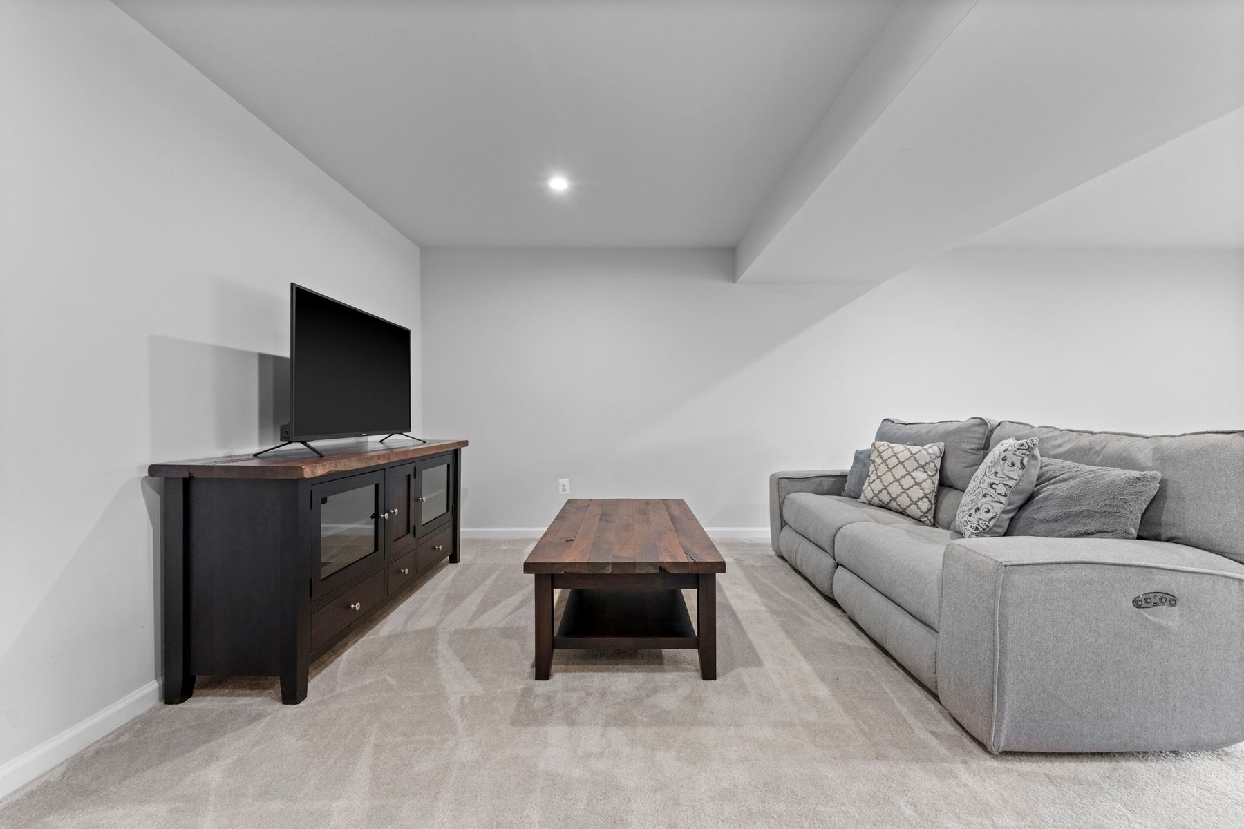  104 Poinsettia Way, Stephenson, VA 22656 - 物件實景