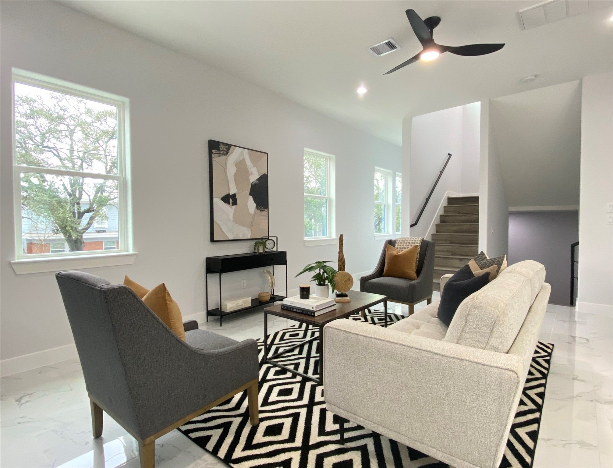 1102 36th Street, Galveston, Texas, 77550, United States, 3 Bedrooms Bedrooms, ,4 BathroomsBathrooms,Residential,For Sale,1102 36th Street,1539890