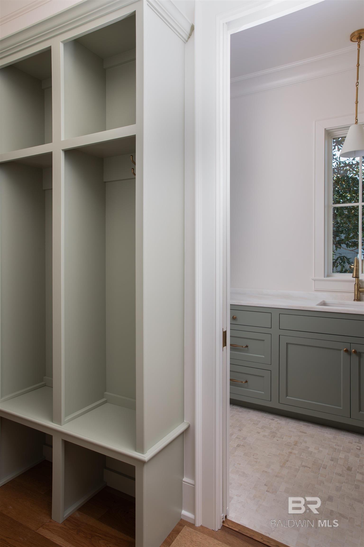 Fairhope, Alabama, 36532, United States, 4 Bedrooms Bedrooms, ,4 BathroomsBathrooms,Residential,For Sale,1998388