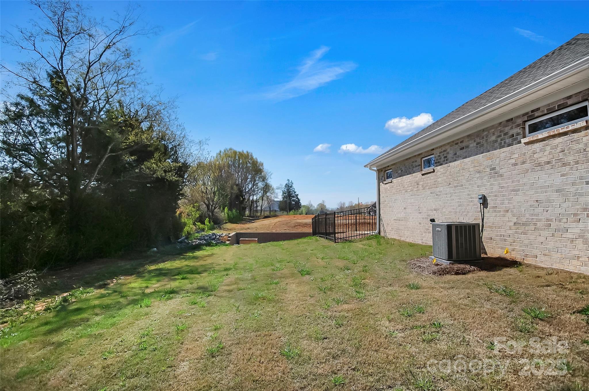 Gastonia, North Carolina, 28056, United States, 2 Bedrooms Bedrooms, ,2 BathroomsBathrooms,Residential,For Sale,1752395