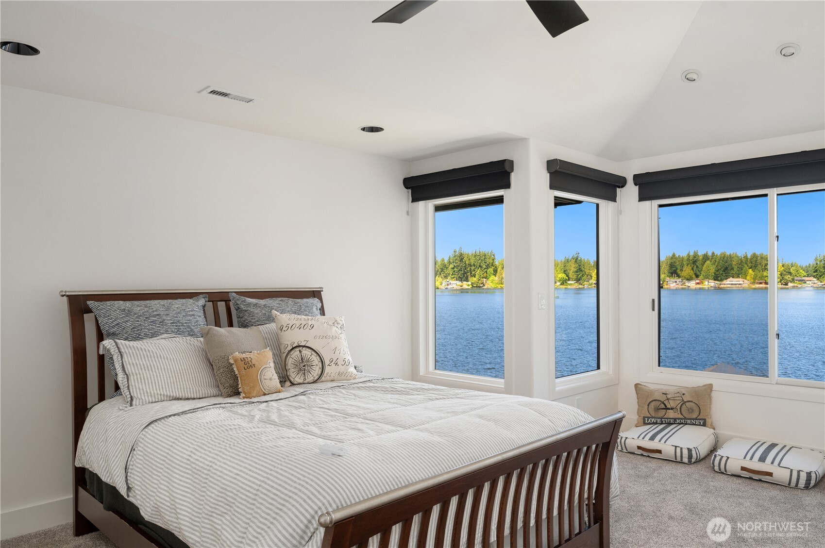 Black Diamond, Washington, 98010, United States, 4 Bedrooms Bedrooms, ,2 BathroomsBathrooms,Residential,For Sale,1902015