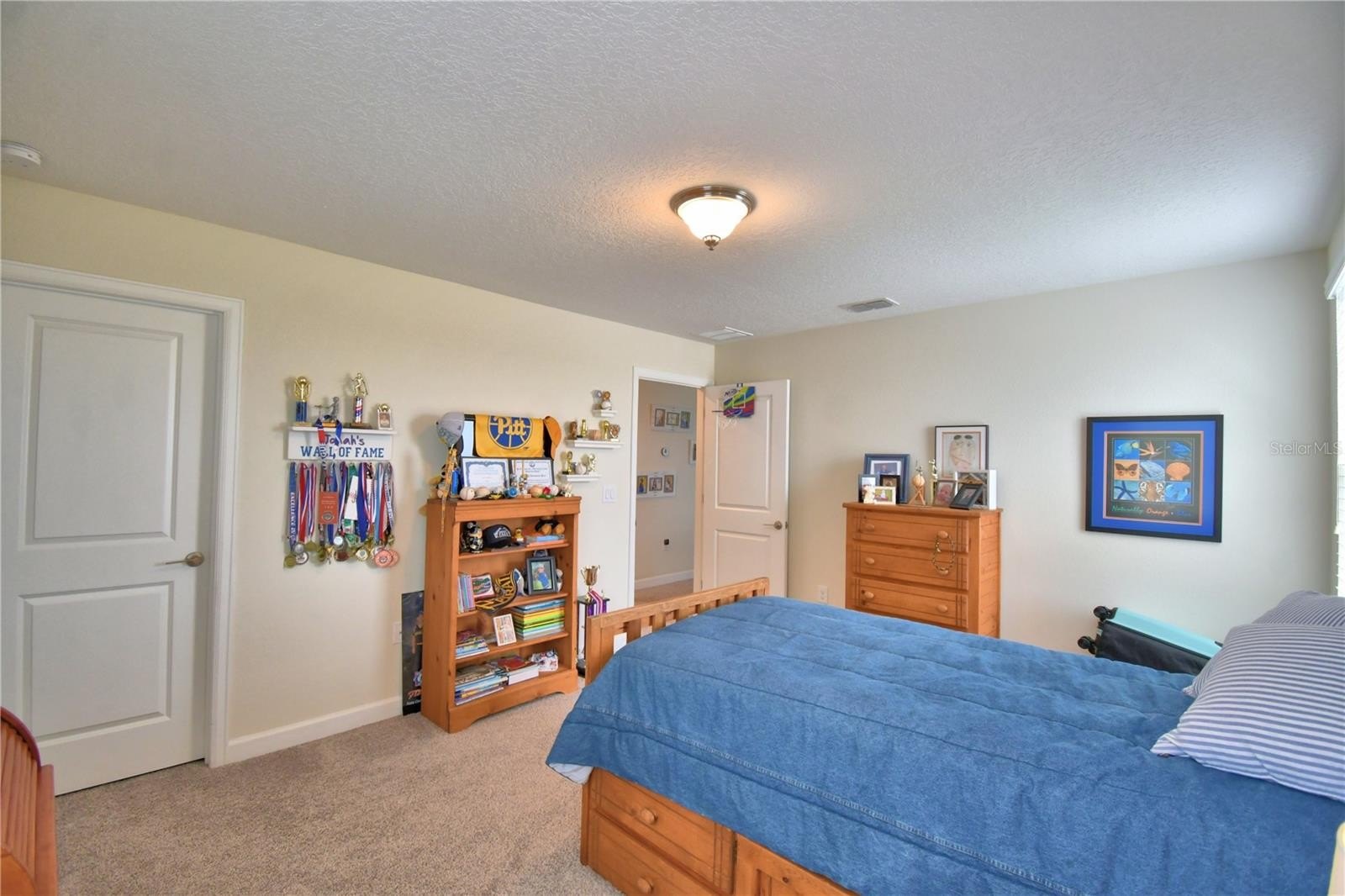 DAVENPORT, Florida, 33896, United States, 5 Bedrooms Bedrooms, ,3 BathroomsBathrooms,Residential,For Sale,1878806