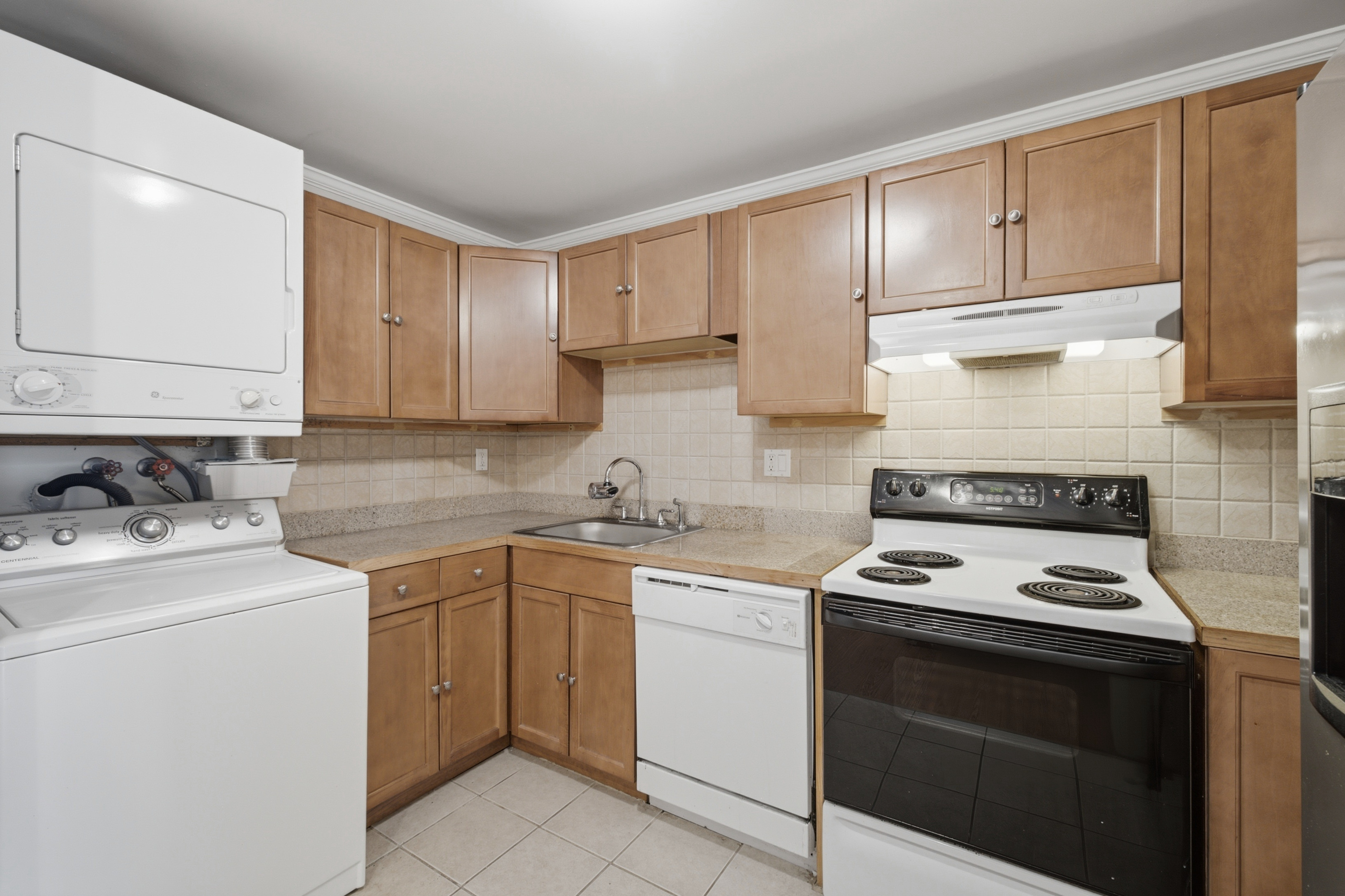  Your move-in ready Woodgate townhouse awaits - 物件實景