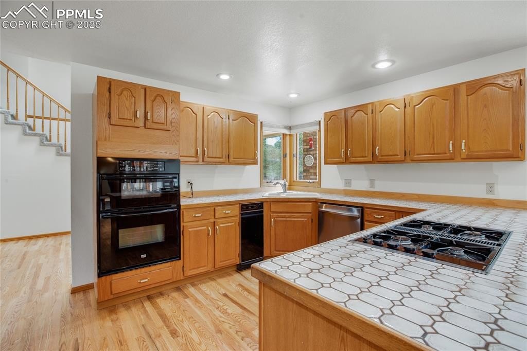 Monument, Colorado, 80132, United States, 4 Bedrooms Bedrooms, ,4 BathroomsBathrooms,Residential,For Sale,1828275