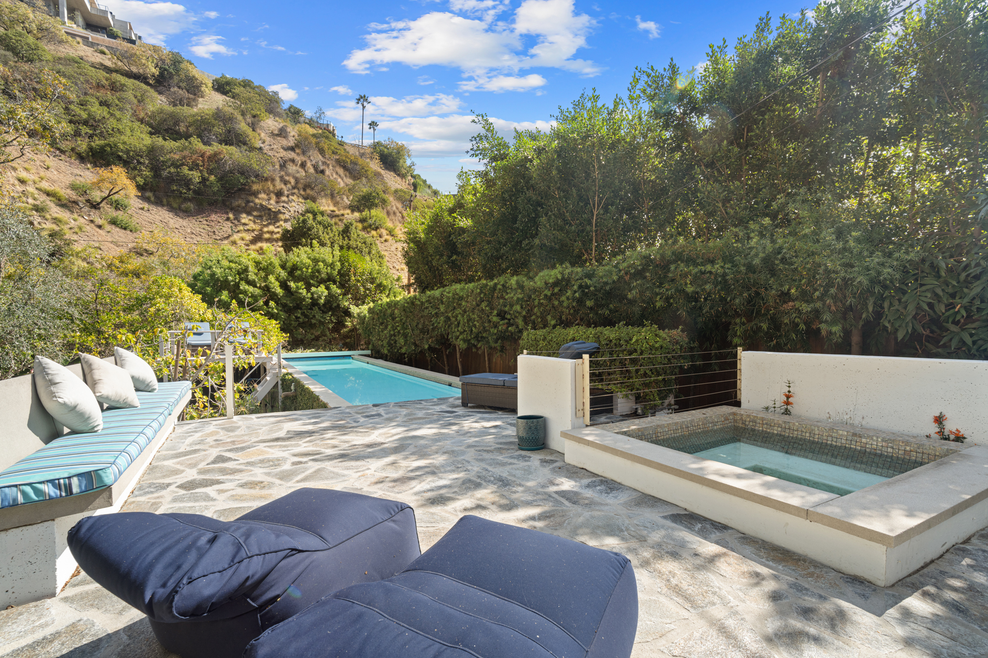  1853 Nichols Canyon Rd - 物件實景