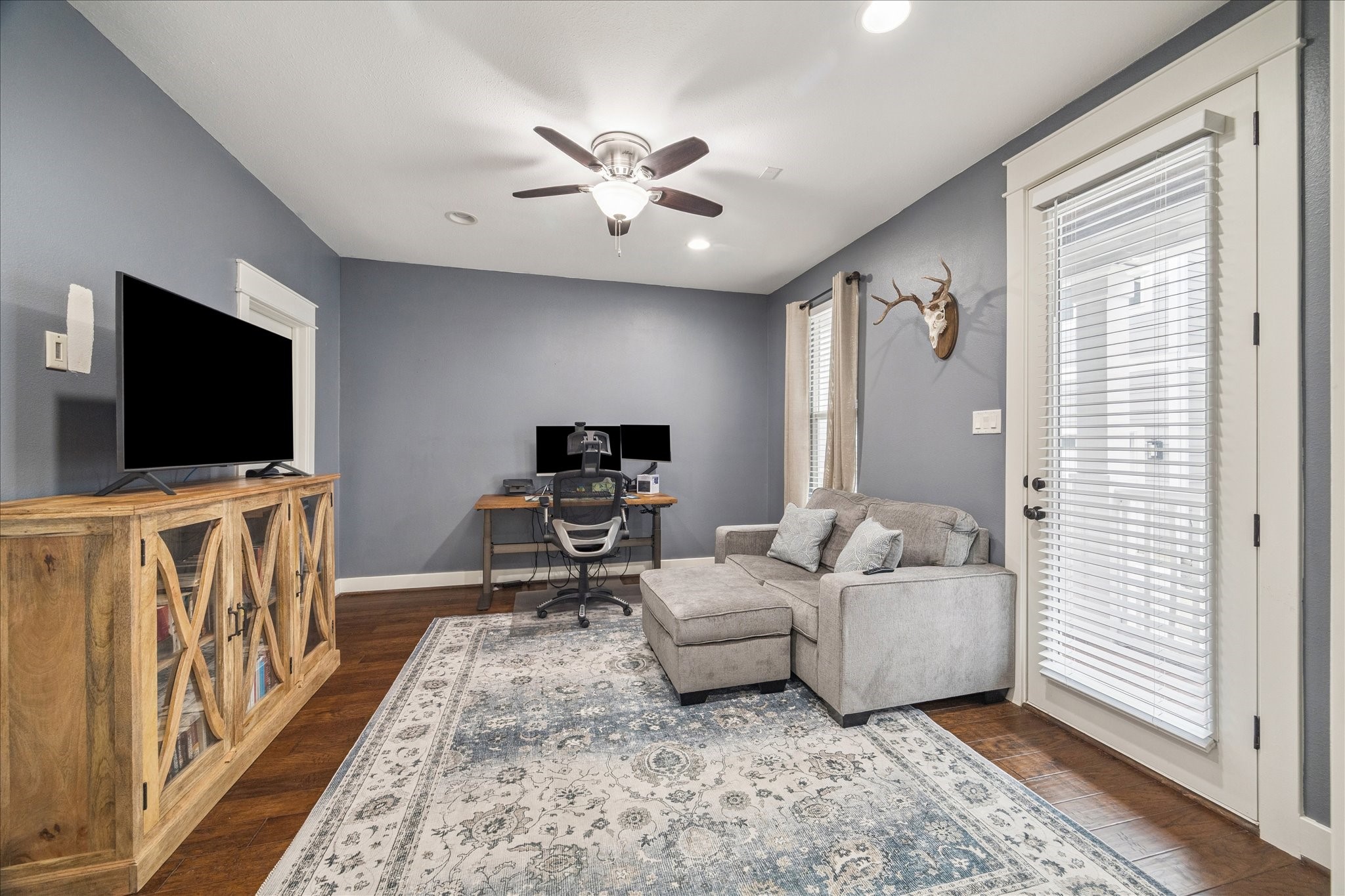  1425 W 23rd Street B - 物件實景