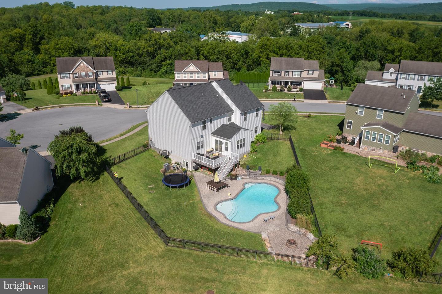 Palmyra, Pennsylvania, 17078, United States, 5 Bedrooms Bedrooms, ,3 BathroomsBathrooms,Residential,For Sale,1827180