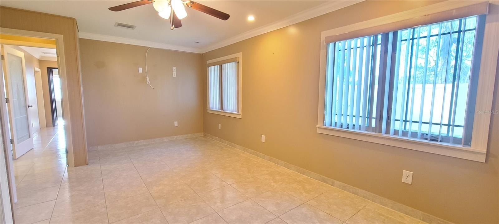 CLEARWATER, Florida, 33765, United States, 5 Bedrooms Bedrooms, ,3 BathroomsBathrooms,Residential,For Sale,2006178