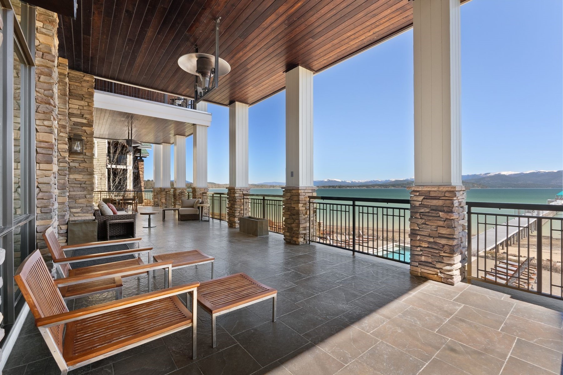  Corner Condo at Seasons at Sandpoint - 物件實景