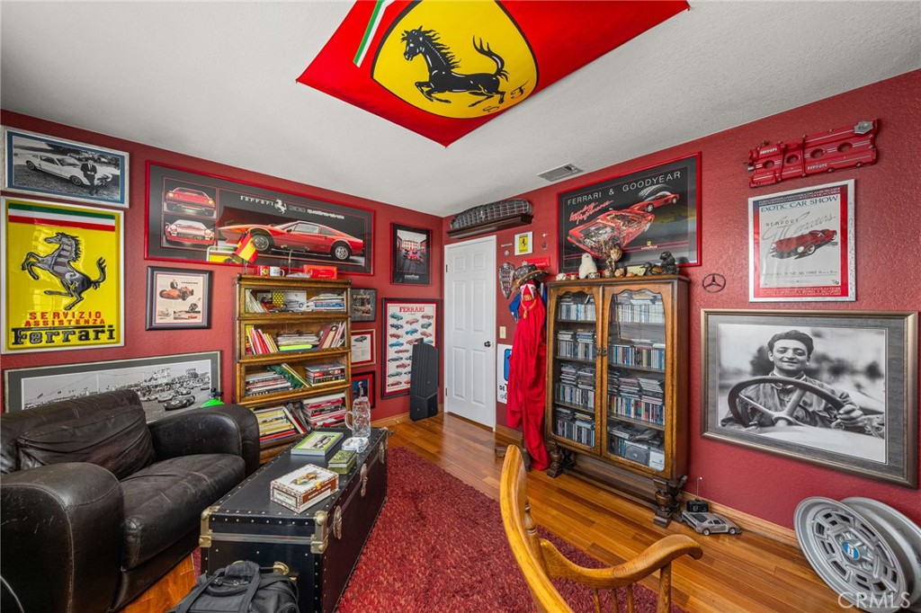 Upland, California, 91784, United States, 3 Bedrooms Bedrooms, ,2 BathroomsBathrooms,Residential,For Sale,1978037