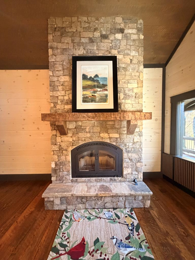 Mineral Bluff, Georgia, 30559, United States, 4 Bedrooms Bedrooms, ,5 BathroomsBathrooms,Residential,For Sale,1986837