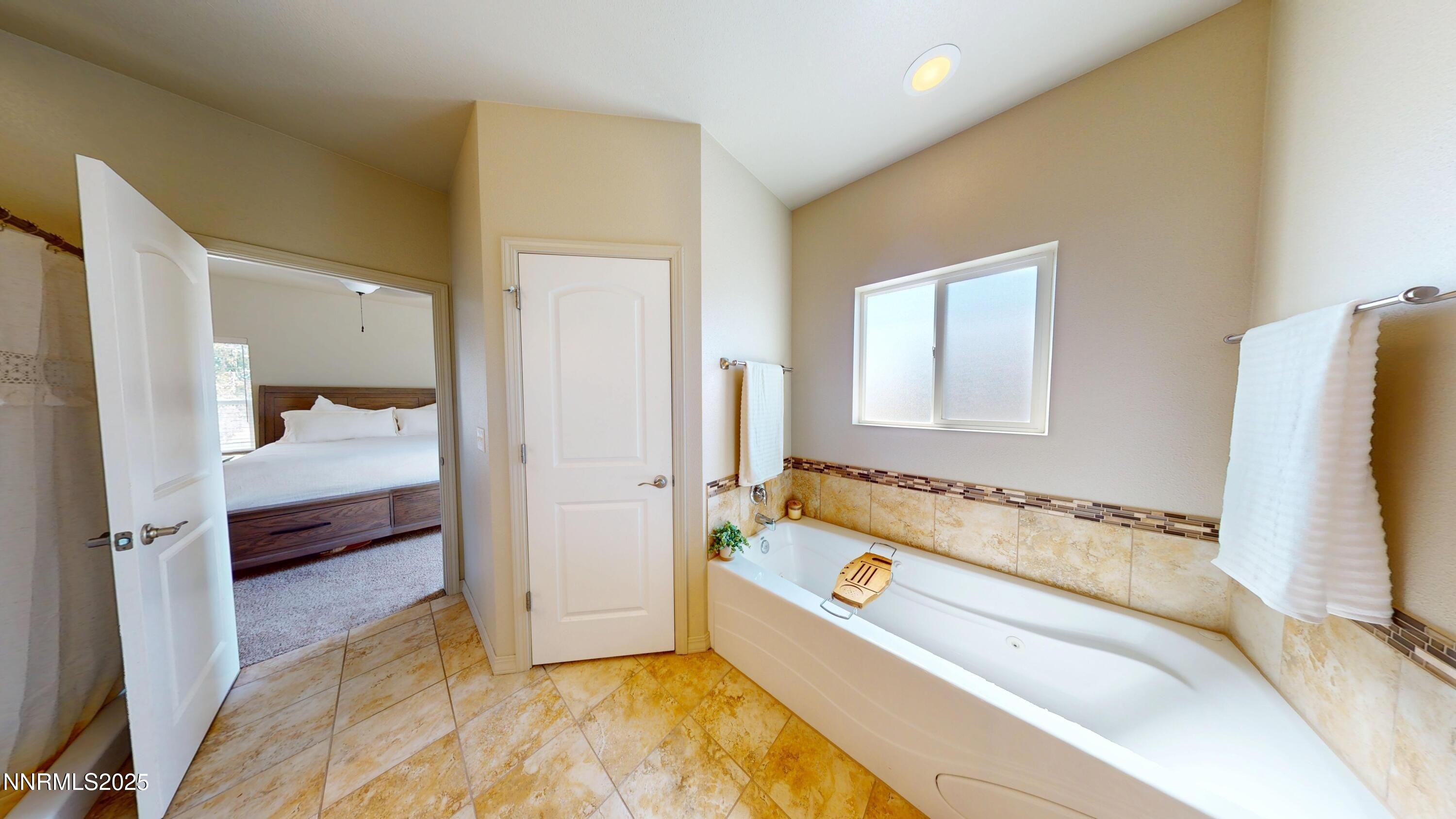 Winnemucca, Nevada, 89445, United States, 4 Bedrooms Bedrooms, ,2 BathroomsBathrooms,Residential,For Sale,1982205