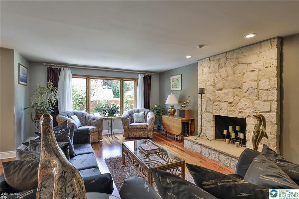 Bethlehem, Pennsylvania, 18017-3771, United States, 3 Bedrooms Bedrooms, ,3 BathroomsBathrooms,Residential,For Sale,2048203