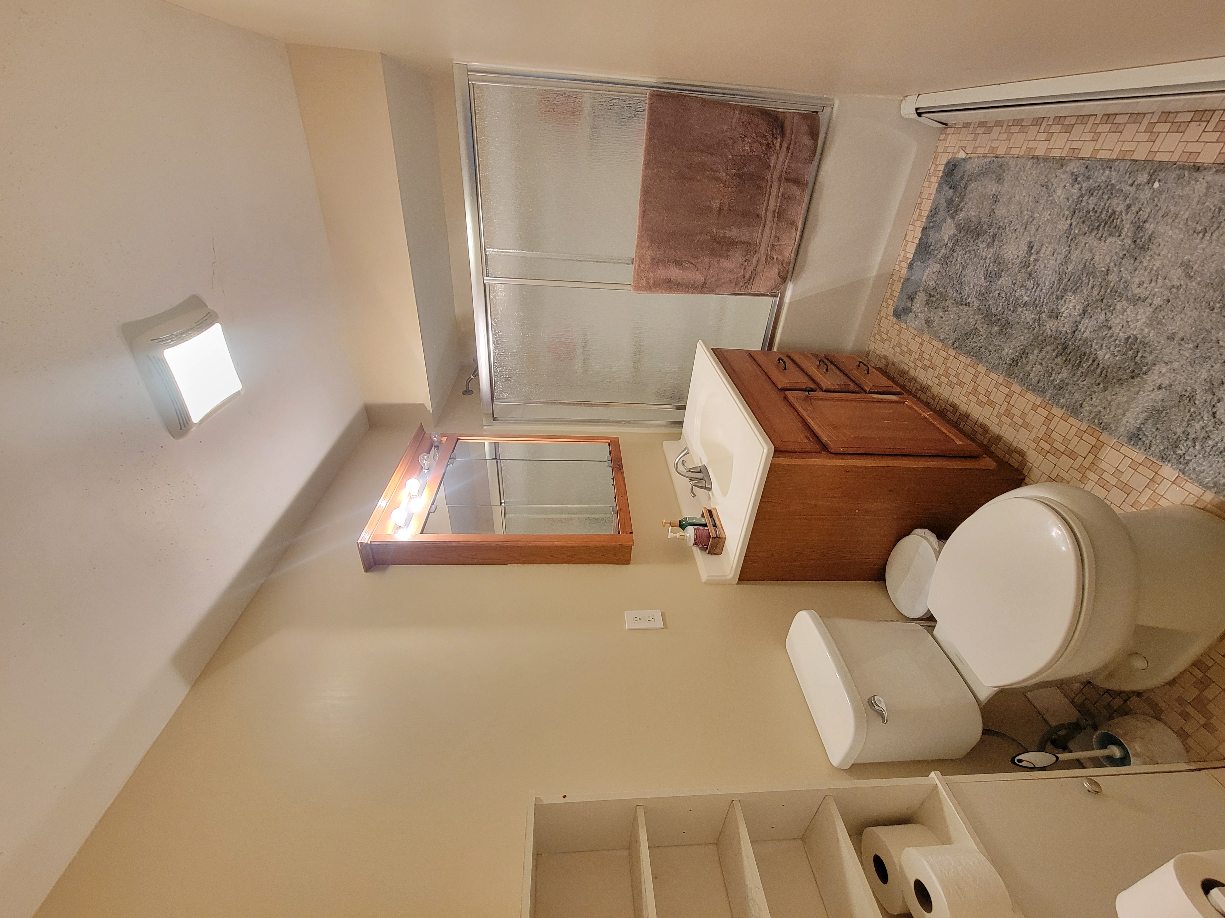 Carteret, New Jersey, 07008, United States, 6 Bedrooms Bedrooms, ,2 BathroomsBathrooms,Residential,For Sale,1980977