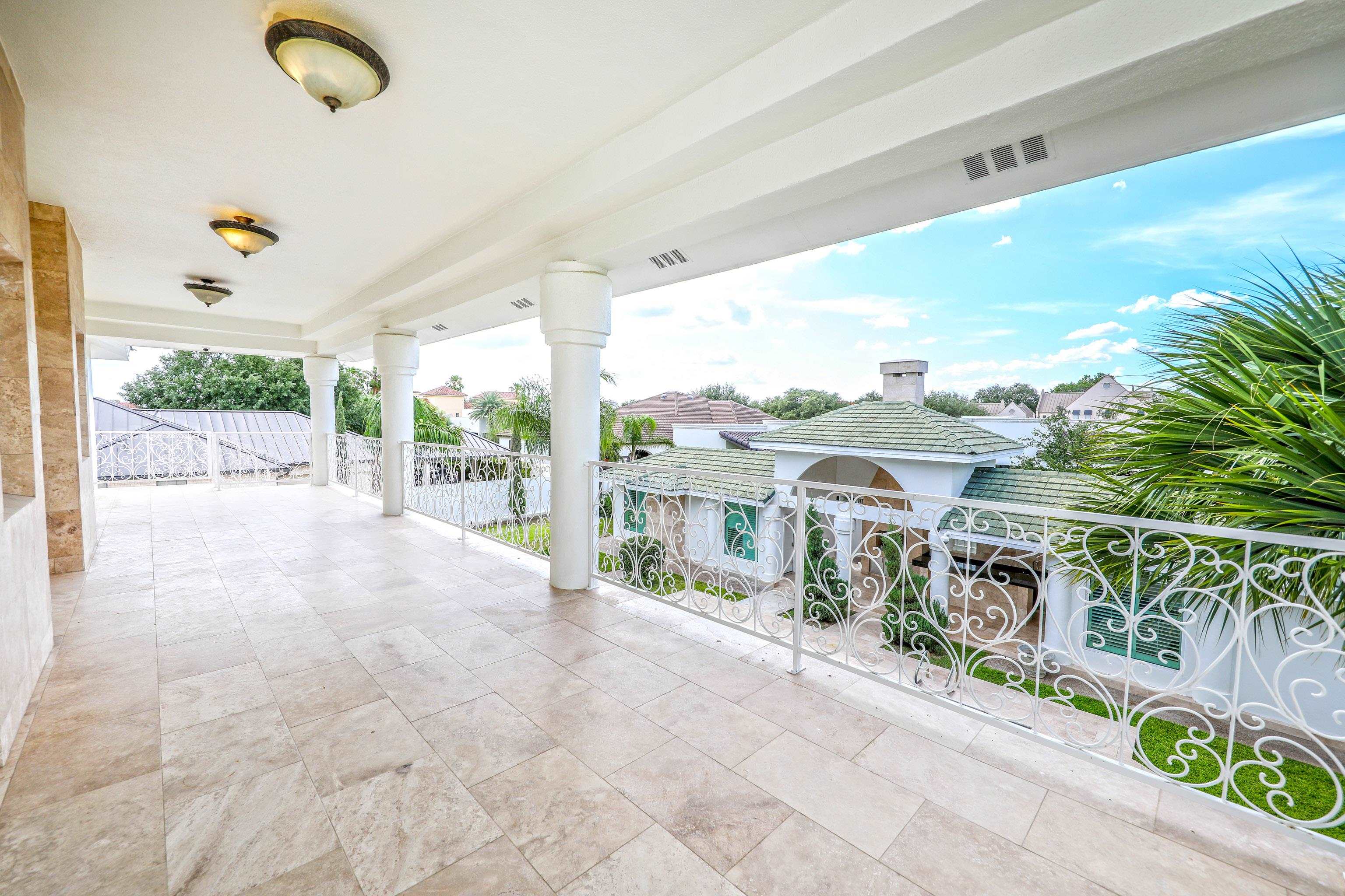 Laredo, Texas, 78041, United States, 4 Bedrooms Bedrooms, ,6 BathroomsBathrooms,Residential,For Sale,1989107