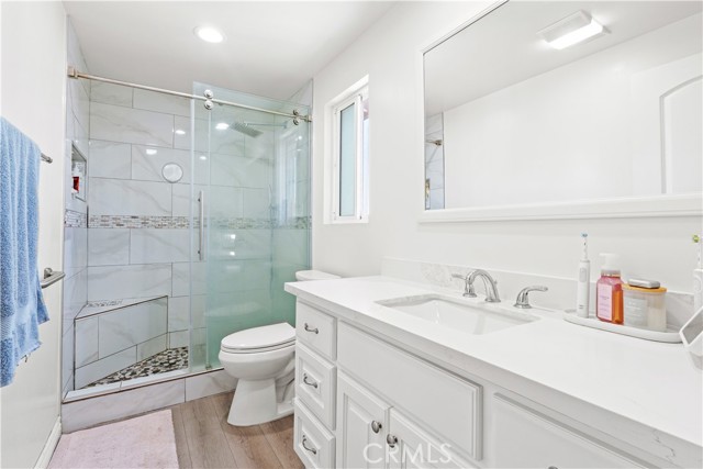 Lynwood, California, 90262, United States, 4 Bedrooms Bedrooms, ,2 BathroomsBathrooms,Residential,For Sale,1974139