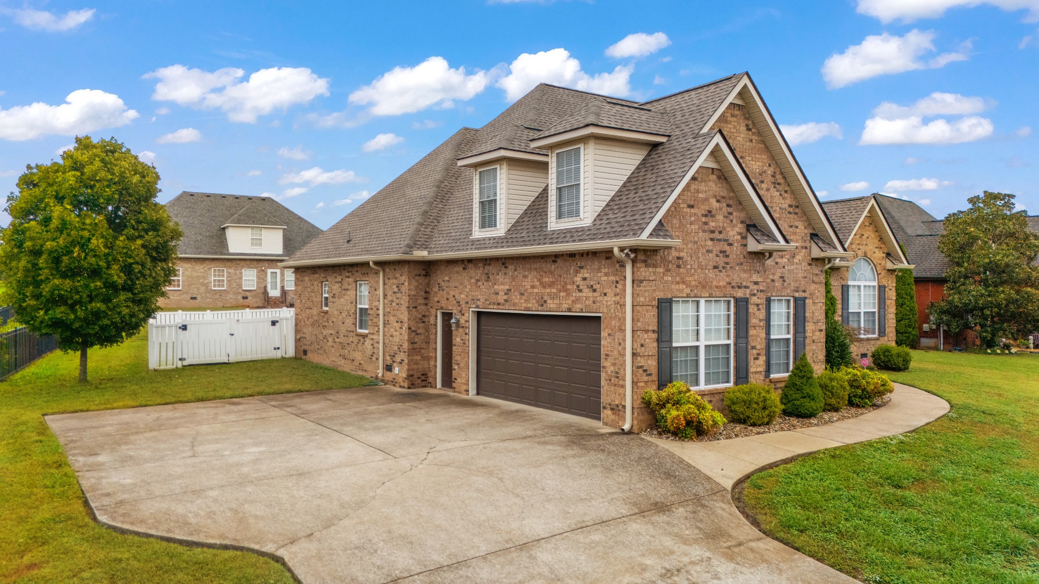 Murfreesboro, Tennessee, 37129, United States, 3 Bedrooms Bedrooms, ,3 BathroomsBathrooms,Residential,For Sale,1985378