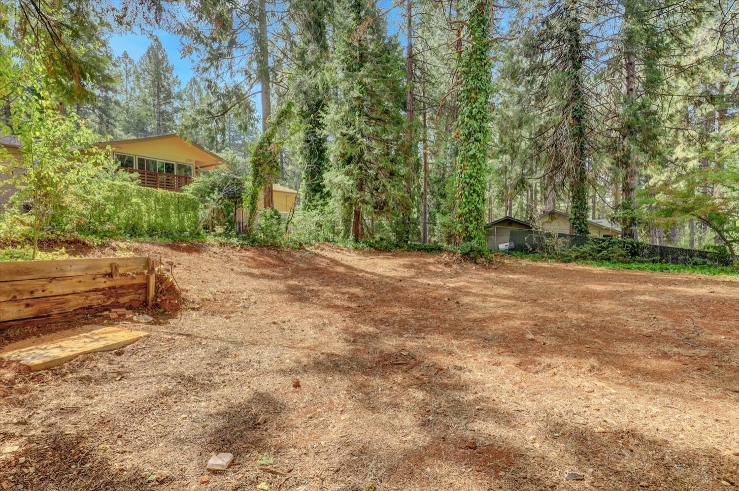 Nevada City, California, 95959, United States, 4 Bedrooms Bedrooms, ,3 BathroomsBathrooms,Residential,For Sale,1942290