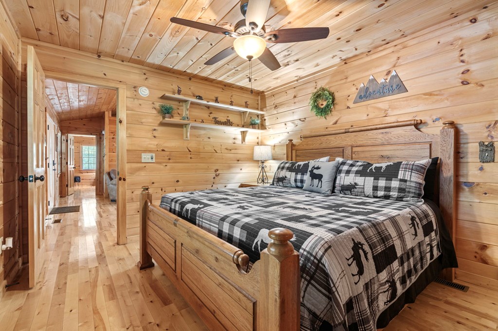 Blue Ridge, Georgia, 30513, United States, 3 Bedrooms Bedrooms, ,3 BathroomsBathrooms,Residential,For Sale,1980618