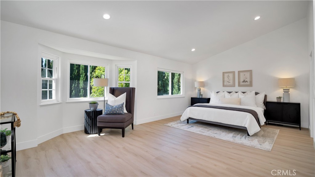 Lake Forest, California, 92630, United States, 4 Bedrooms Bedrooms, ,3 BathroomsBathrooms,Residential,For Sale,1987974