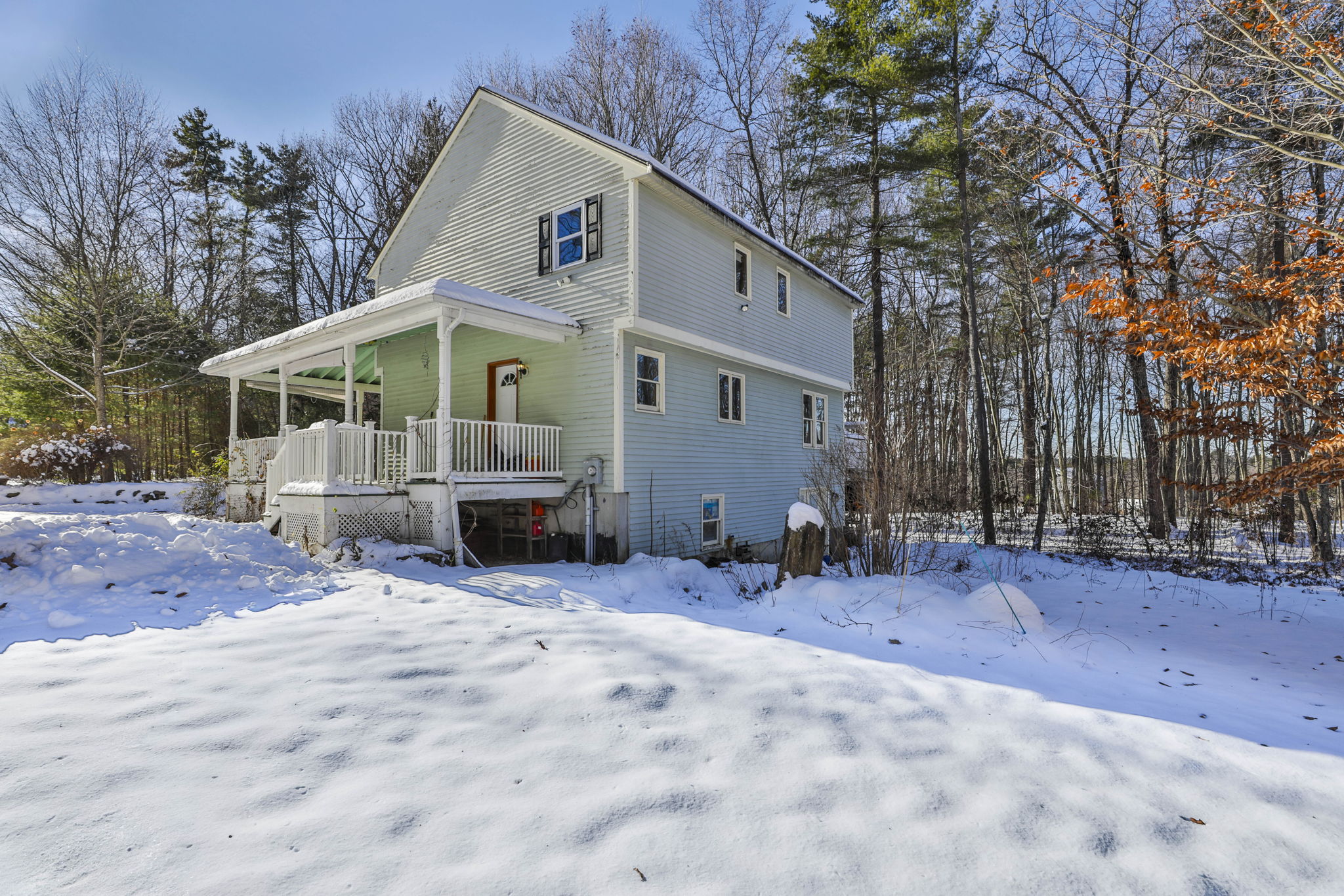Derry, New Hampshire, 03038, United States, 3 Bedrooms Bedrooms, ,2 BathroomsBathrooms,Residential,For Sale,2006202