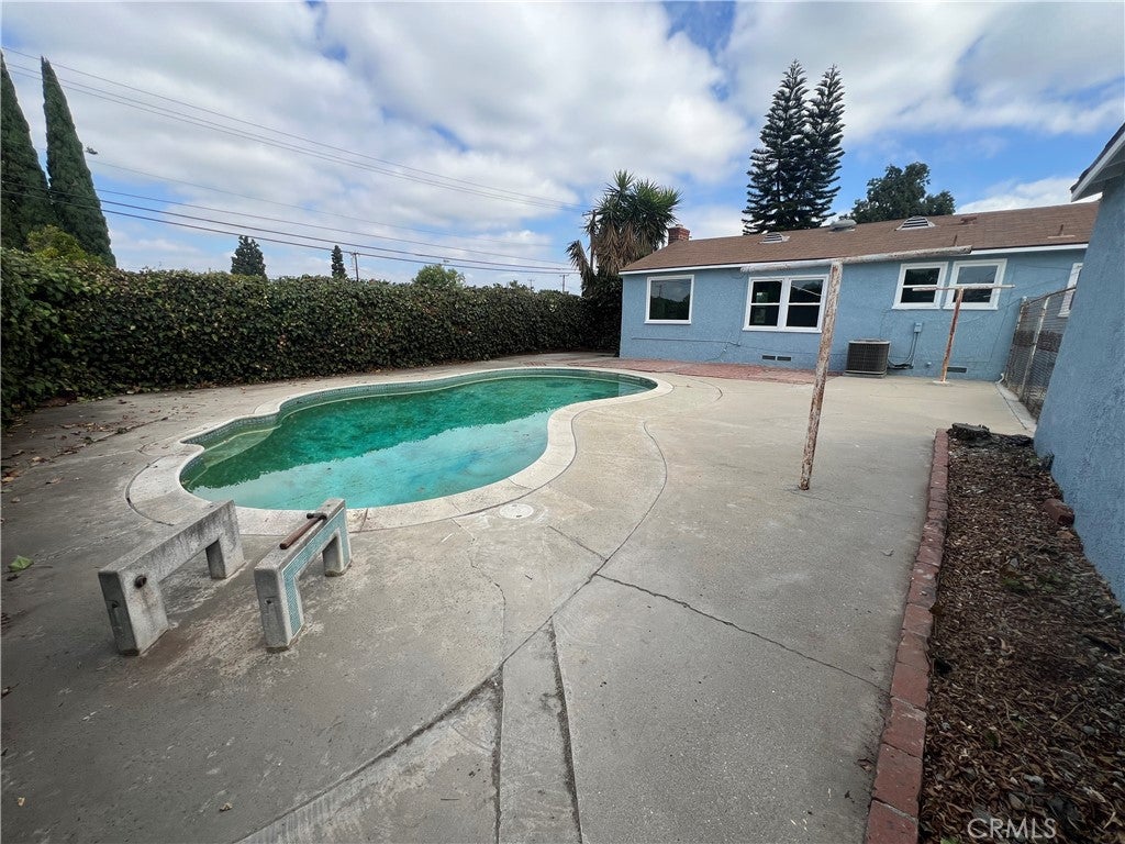 Whittier, California, 90606, United States, 3 Bedrooms Bedrooms, ,1 BathroomBathrooms,Residential,For Sale,1982772