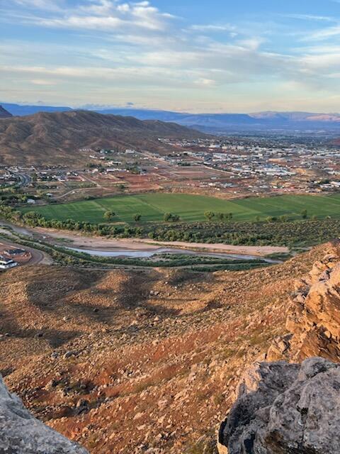 Washington, Utah, 84780, United States, 4 Bedrooms Bedrooms, ,2 BathroomsBathrooms,Residential,For Sale,2008144