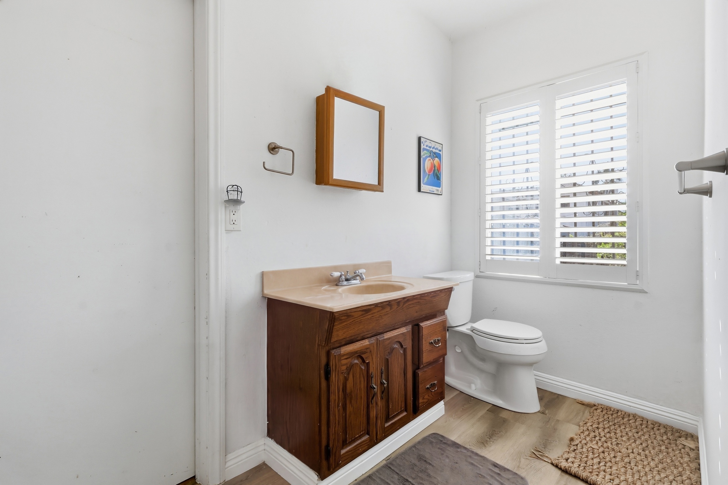  2651 Van Buren Place, Los Angeles, CA 90007 - 物件實景