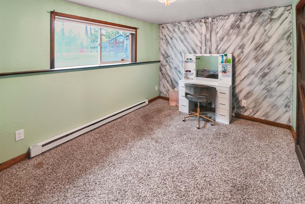 Columbia Falls, Montana, 59912, United States, 7 Bedrooms Bedrooms, ,2 BathroomsBathrooms,Residential,For Sale,1990809