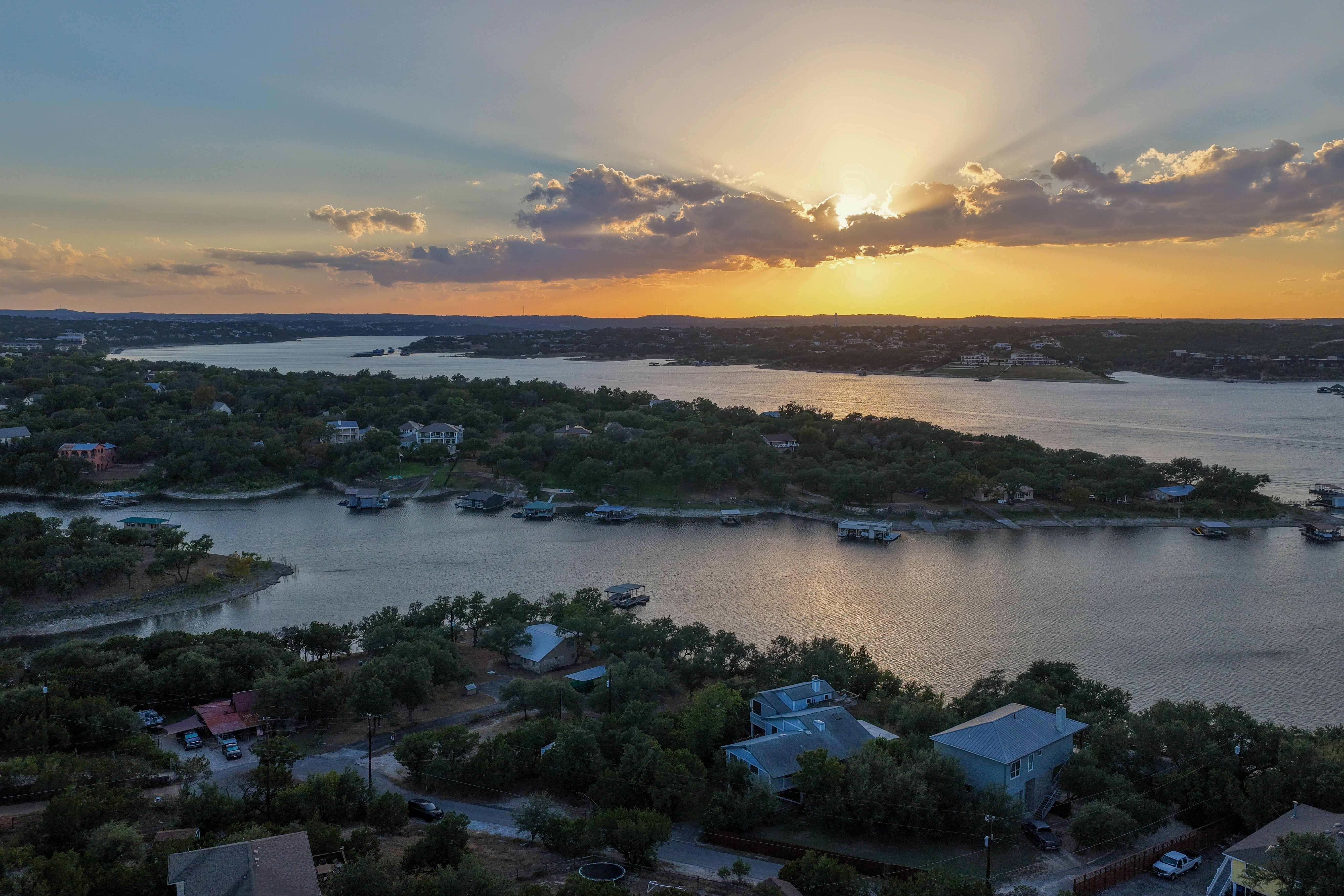  Private Deep-Water Retreat on Lake Travis, Permits in Hand - 物件實景
