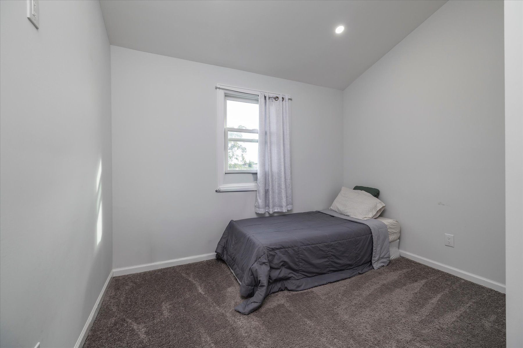 210 N Delaware Avenue, Massapequa, NY, 11758 - 物件實景
