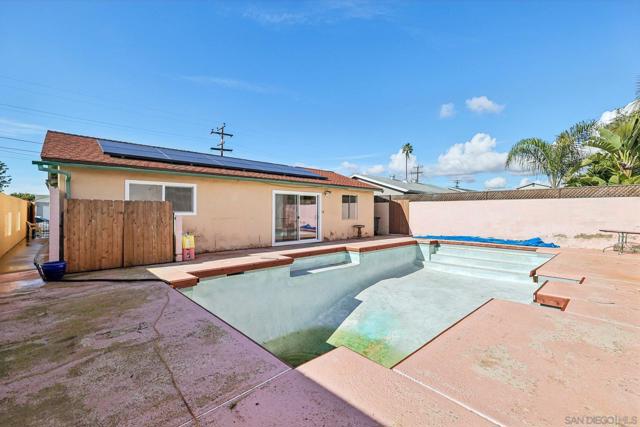 San Diego, California, 92111, United States, 3 Bedrooms Bedrooms, ,2 BathroomsBathrooms,Residential,For Sale,2007846