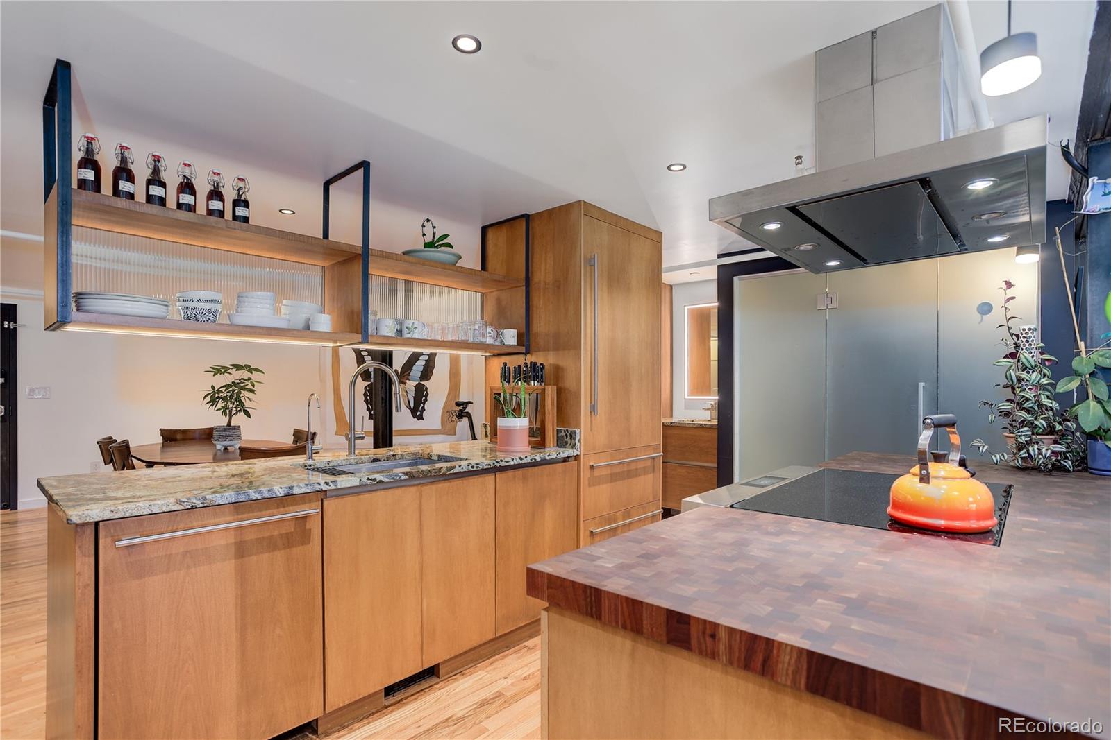 Denver, Colorado, 80205, United States, 1 Bedroom Bedrooms, ,2 BathroomsBathrooms,Residential,For Sale,1804748