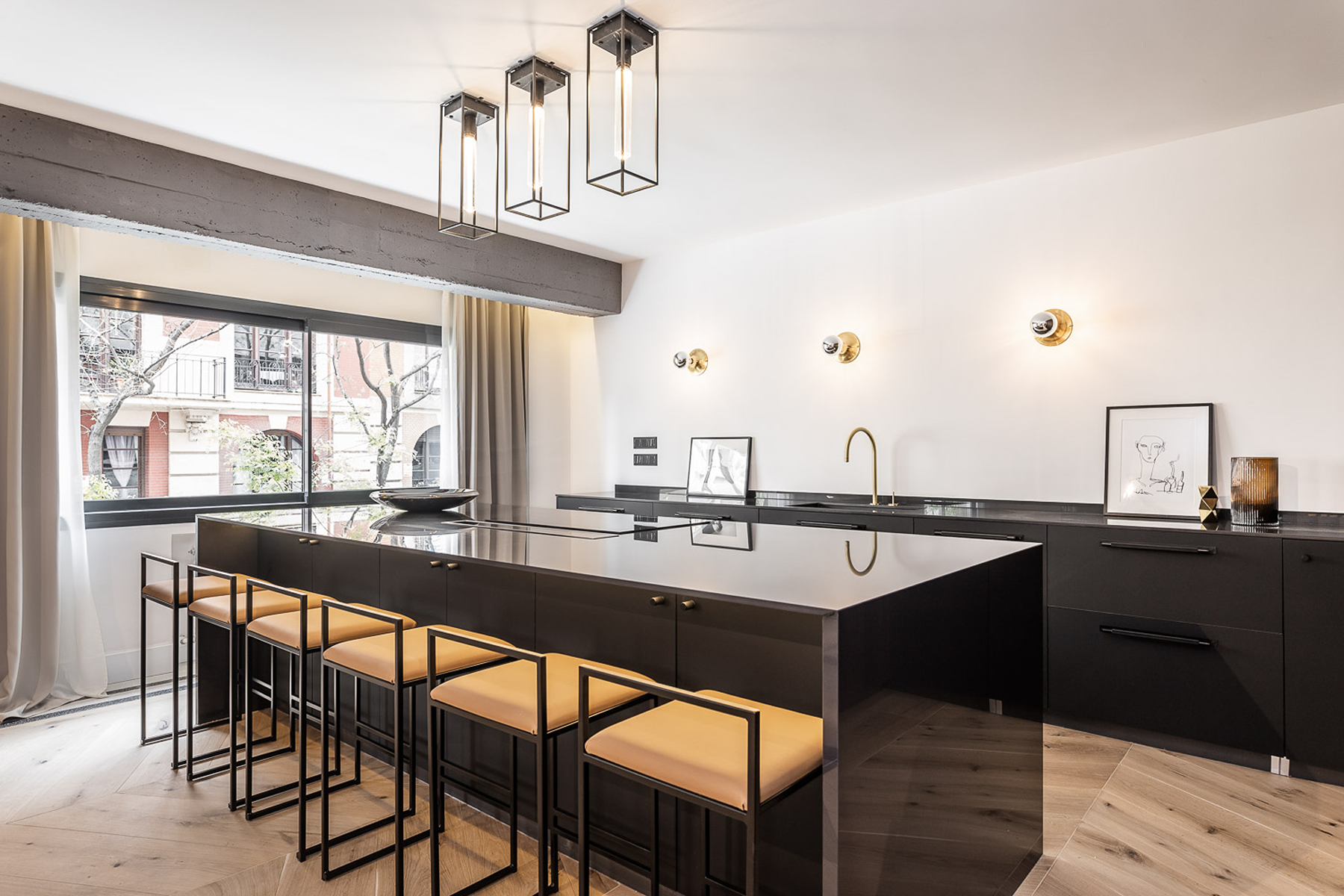  Flat of 272 m2 on a single floor with 4 suites designed by Nordic Standard - 物件實景