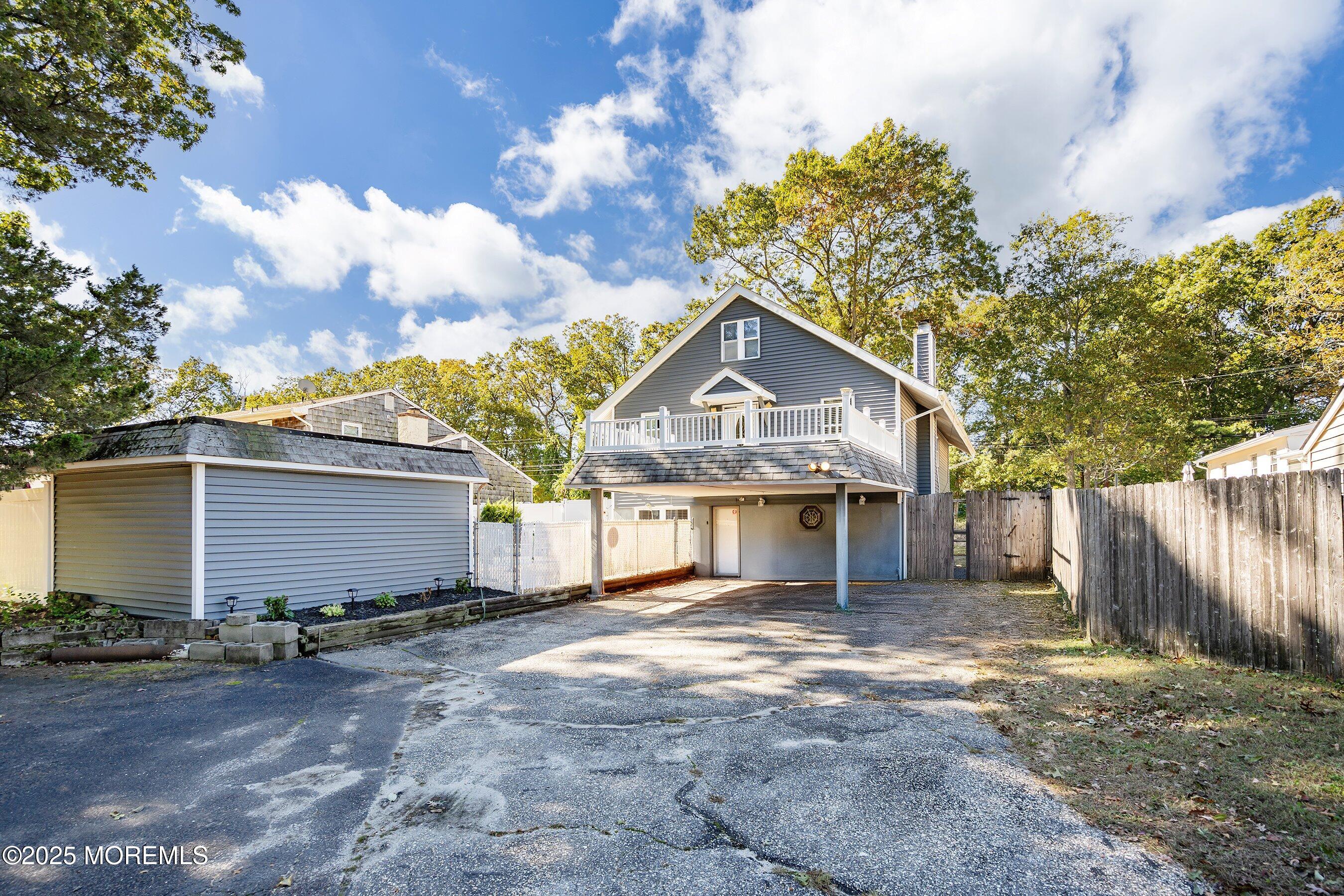 Brick, New Jersey, 08724, United States, 5 Bedrooms Bedrooms, ,3 BathroomsBathrooms,Residential,For Sale,1976432