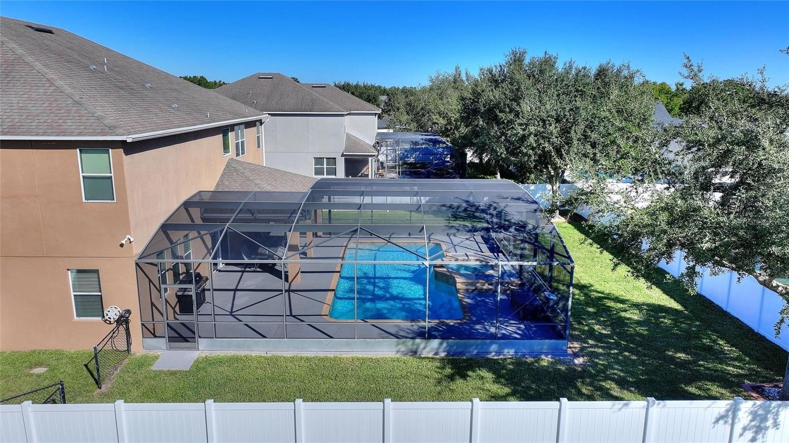 AUBURNDALE, Florida, 33823, United States, 5 Bedrooms Bedrooms, ,5 BathroomsBathrooms,Residential,For Sale,1986097