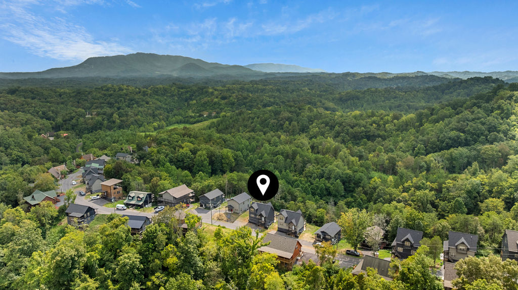 Sevierville, Tennessee, 37876, United States, 3 Bedrooms Bedrooms, ,4 BathroomsBathrooms,Residential,For Sale,1936996