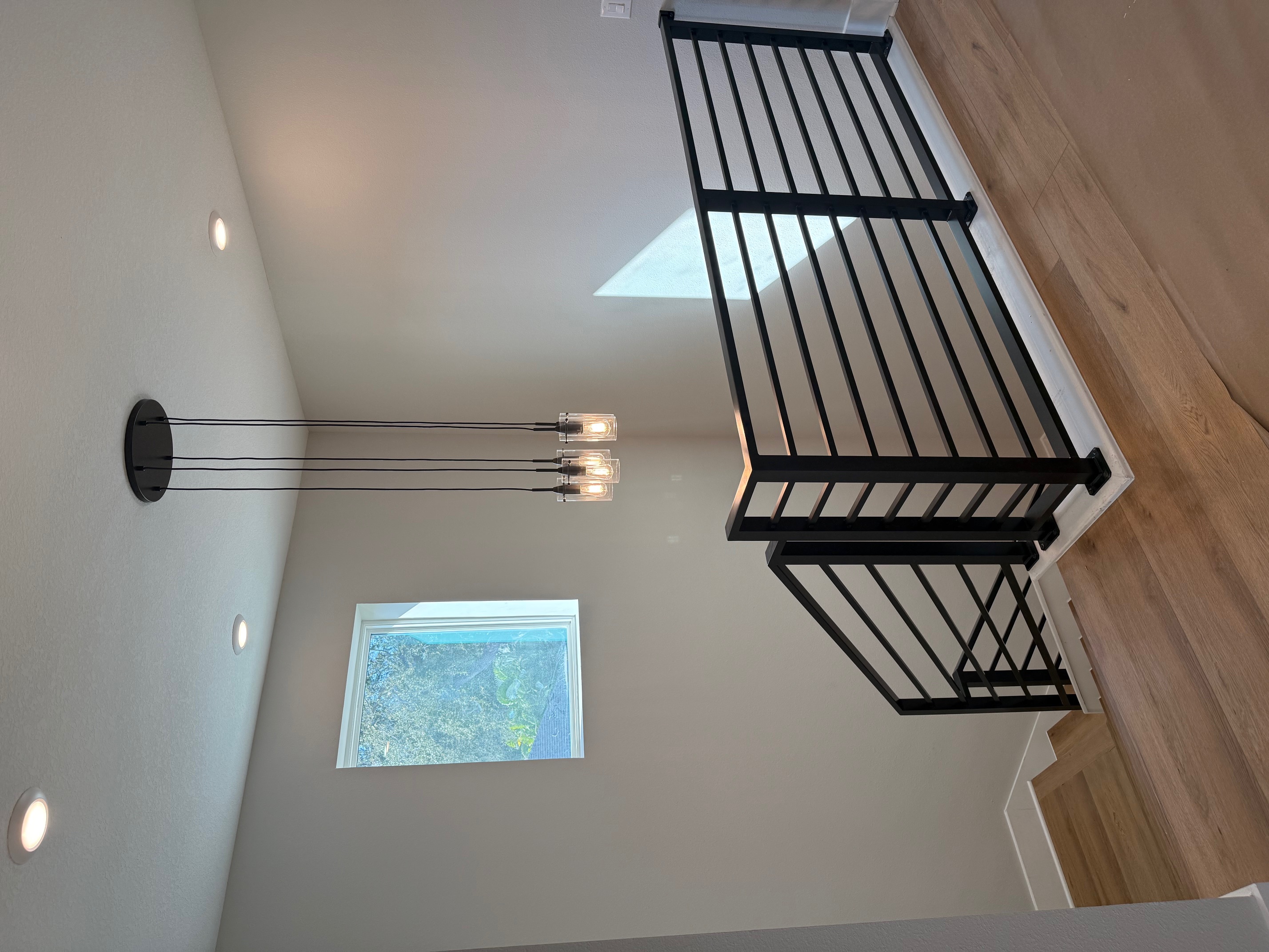 Tampa, Florida, 33611, United States, 5 Bedrooms Bedrooms, ,4 BathroomsBathrooms,Residential,For Sale,1992381