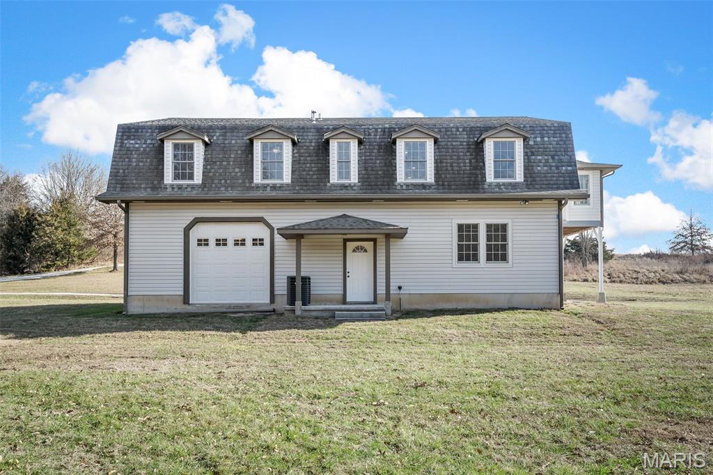 Elsberry, Missouri, 63343, United States, 3 Bedrooms Bedrooms, ,2 BathroomsBathrooms,Residential,For Sale,1828292