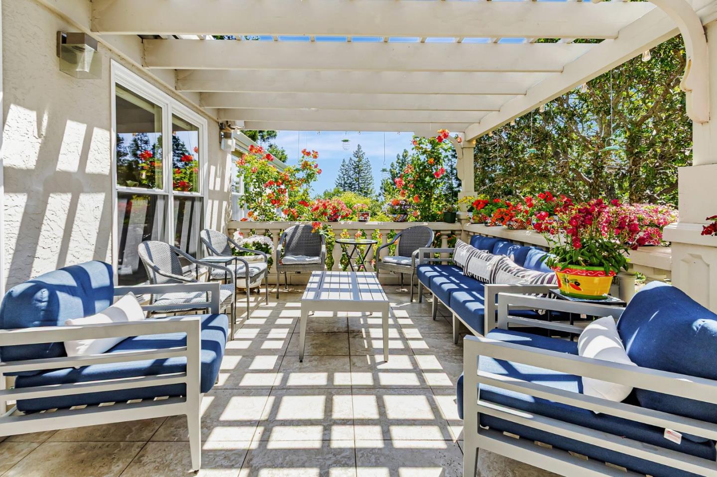 Saratoga, California, 95070, United States, 5 Bedrooms Bedrooms, ,6 BathroomsBathrooms,Residential,For Sale,1891032
