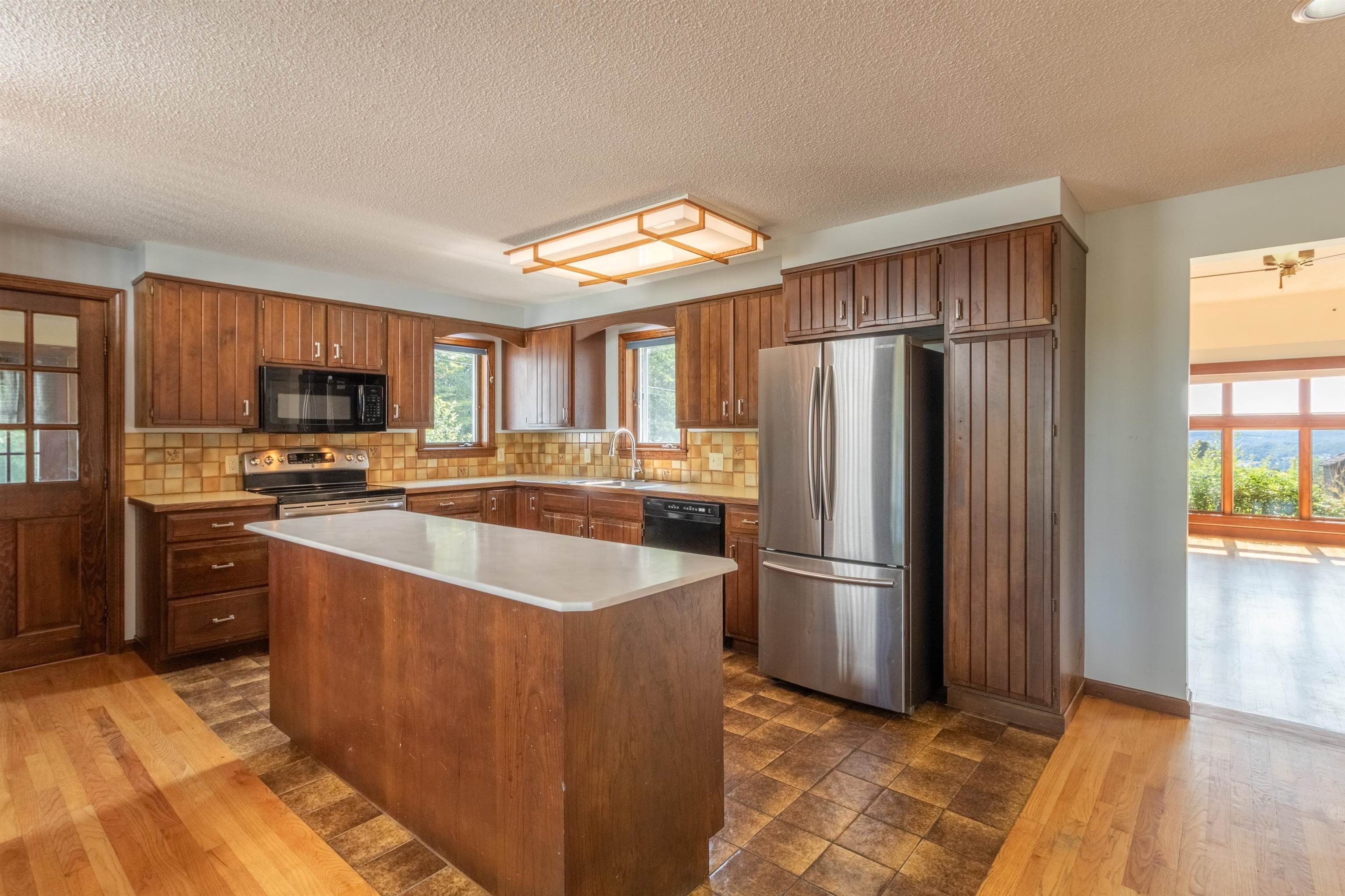 Lyndon, Vermont, 05851, United States, 3 Bedrooms Bedrooms, ,1 BathroomBathrooms,Residential,For Sale,1983968