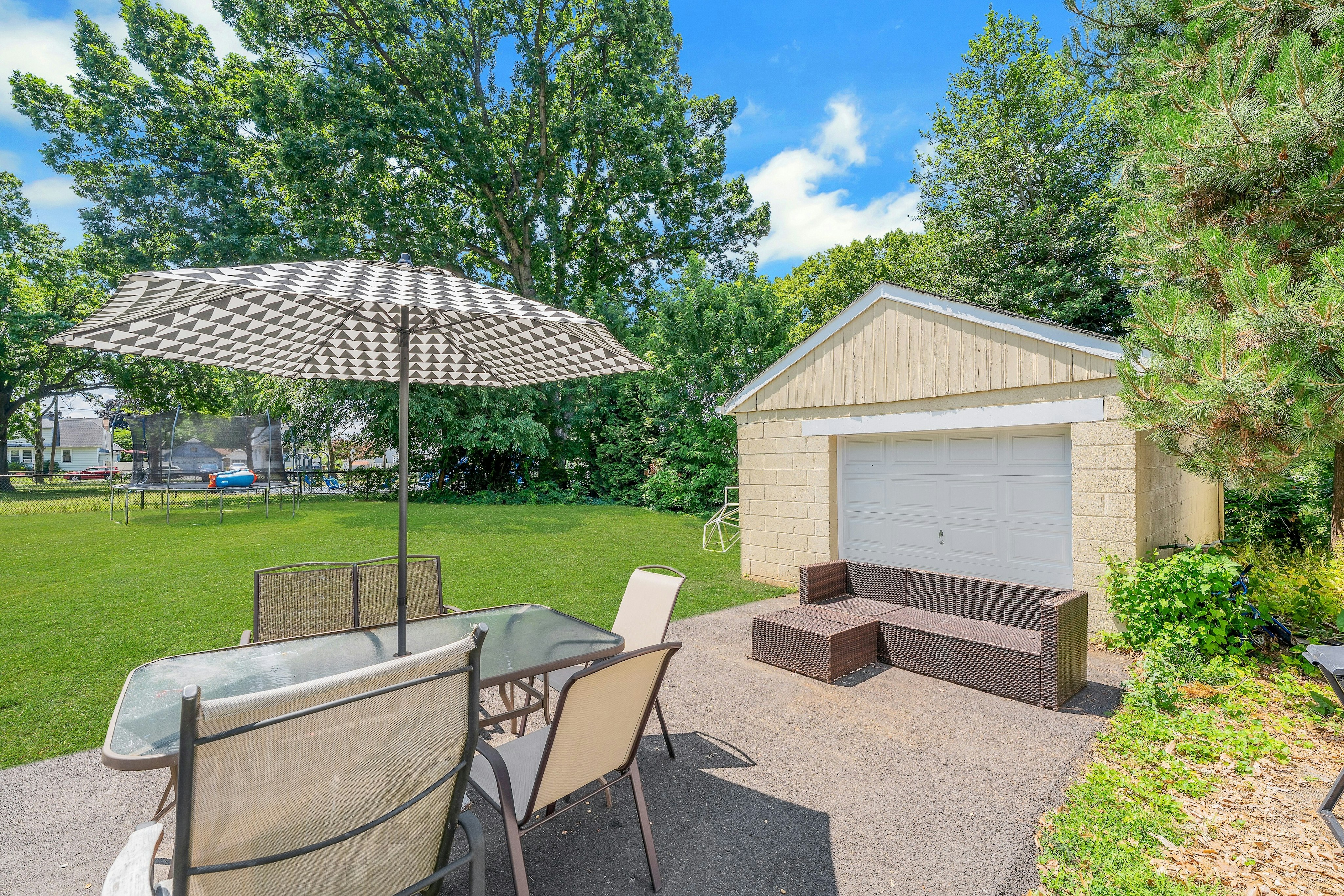  20 Florence Place, Elmwood Park, NJ 07407 - 物件實景
