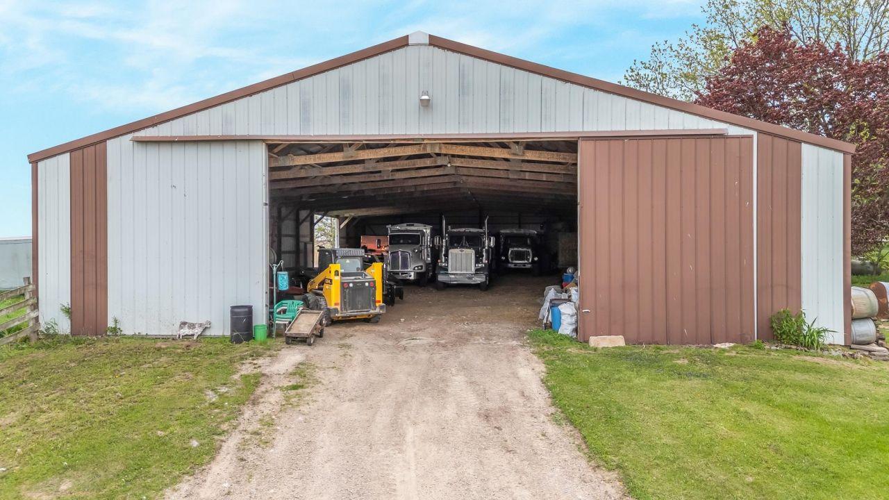 HORTONVILLE, Wisconsin, 54944, United States, 3 Bedrooms Bedrooms, ,2 BathroomsBathrooms,Residential,For Sale,1827520